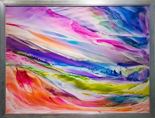 Abstraktes Gemälde mit farbigen Strukturen in violett, blau, rot und gelb in goldenem Rahmen.