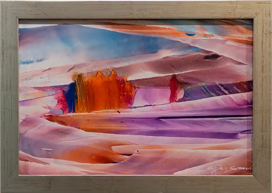 abstraktes Gemäldes mit Safran, gerahmt, farben rot, blau, violette. Querformat