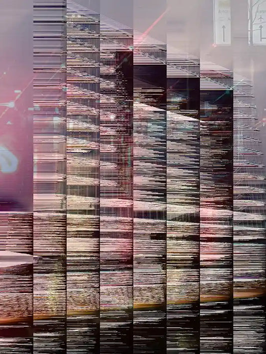 8 Vertikale Felder mit horizontalen Streifen, abstrakt, Farbe rötlich, Spiegelungen