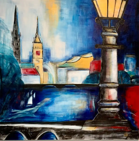 Großformatiges Hamburg Gemälde der Außenalster bei Nacht von Künstlerin Dea: Historische Laterne im Vordergrund, Skyline mit Kirchtürmen in Blau & Gold, 100x100 cm.