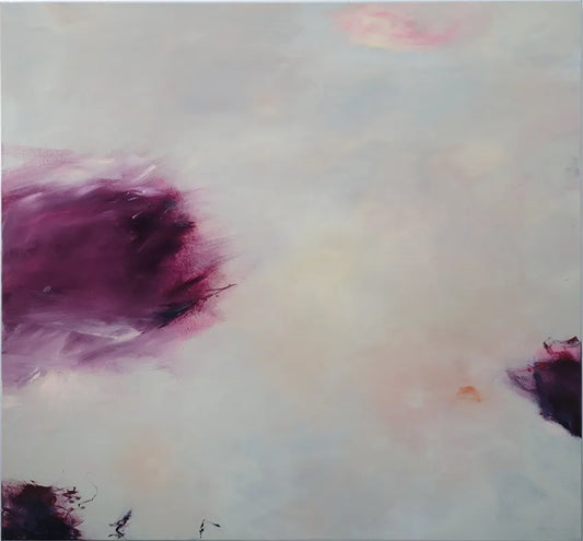 Violette Quallen auf dem Sand am Stand, quadratisches Format