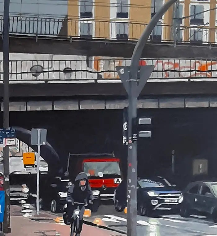 Ölgemälde, quadratisch, strassenszene in Hamburg Altona, Radfahrer, details, eine Bahnbrücke, Autos, Detail Brücke und Ampel