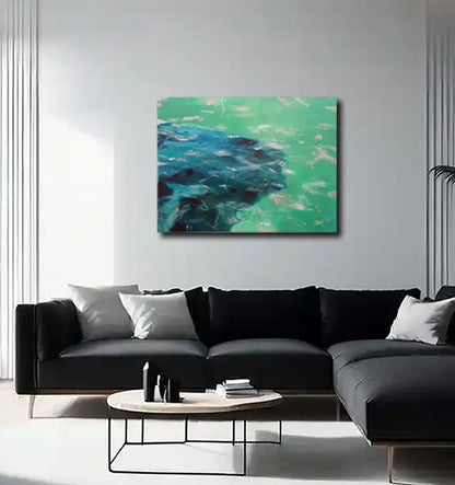 Acrylgemälde, 120 x 160 cm, schemenhaft schwimmt ein Wal im grünen Wasser,  an wand hängend, grün und hellblau, Marion Schmidtke, Kunst-Direkt.de