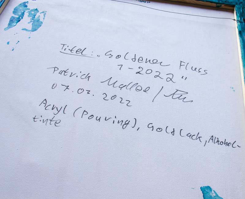 Goldener Fluss 1 - Abstrakte Kunst in Gold - Acrylgemöälde auf Leinwand, rückseite signatur