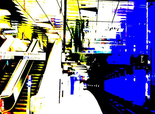 abstrahiertes Foto einer Münchner U-Bahn Station, querformat, detailaufnahme