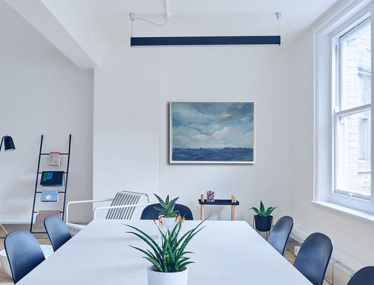 SKY-LINE No 143 - Abstrakte Landschaft, Acrylgemälde auf Leinwand, an heller Wand hängend