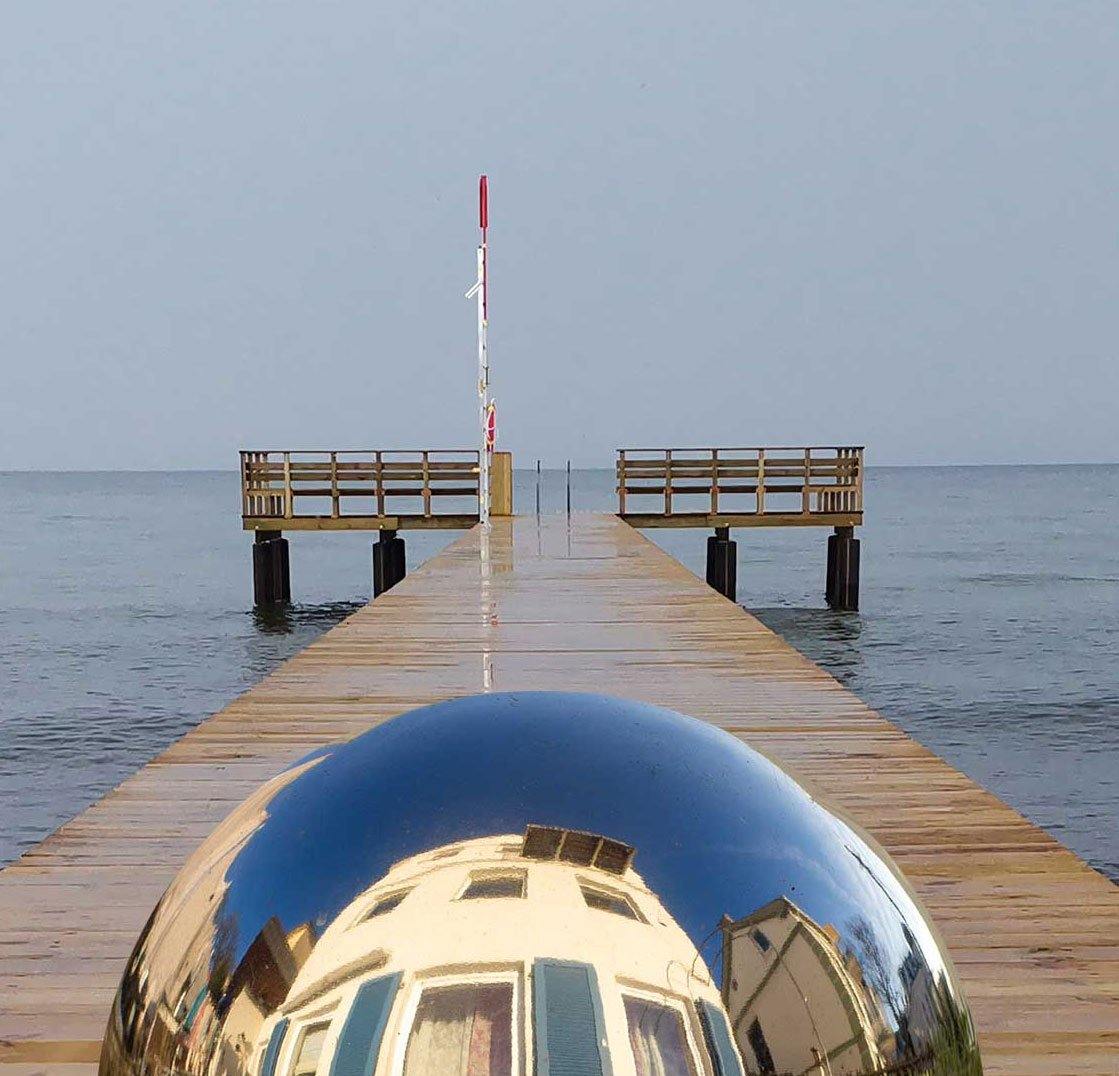 Kugel auf der See (Schweden) - Kunst-Direkt