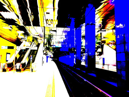 abstrahiertes Foto einer Münchner U-Bahn Station, querformat